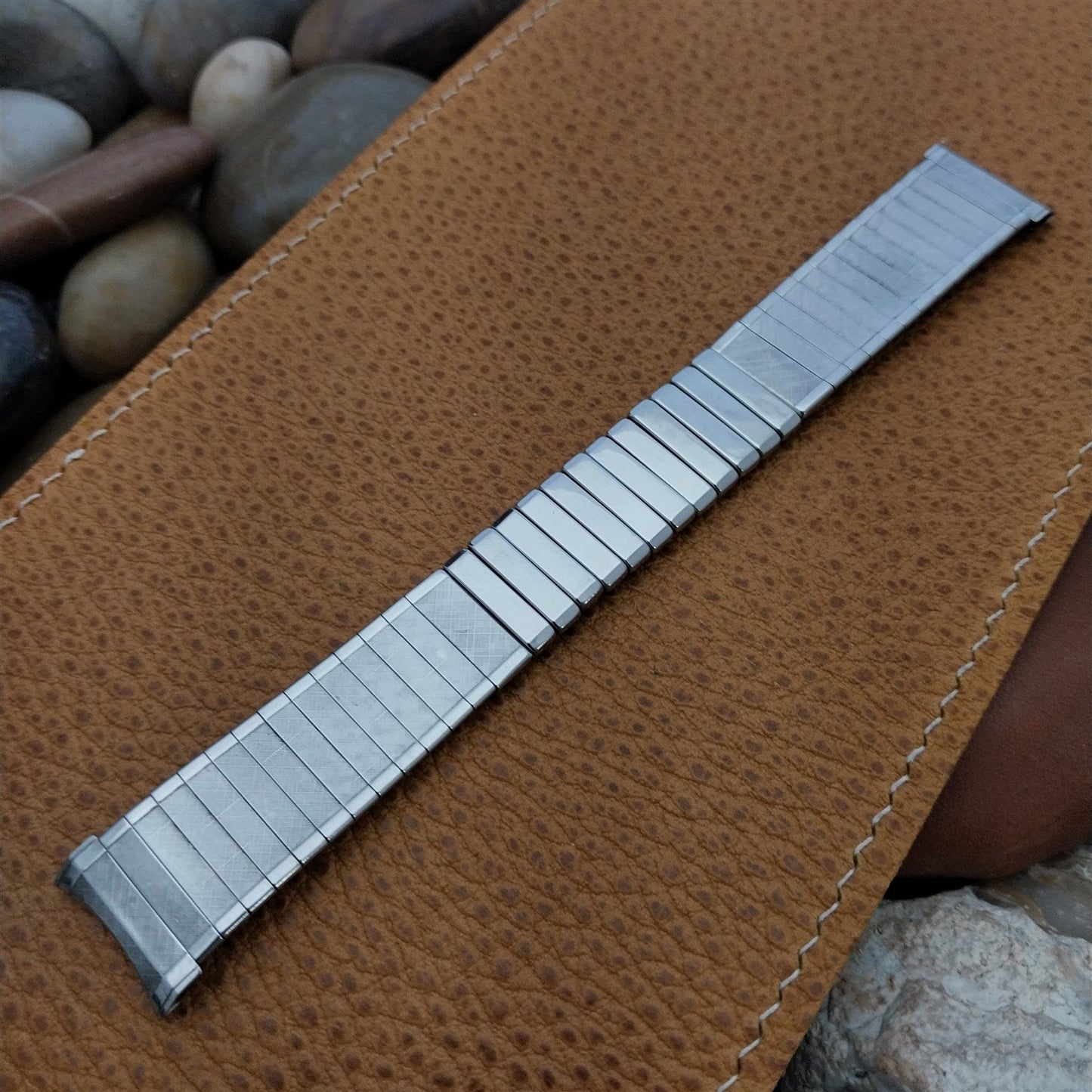 18mm 19mm Stainless Steel nos 1960s Expansion Craftex Vintage Watch Band 17.2mm