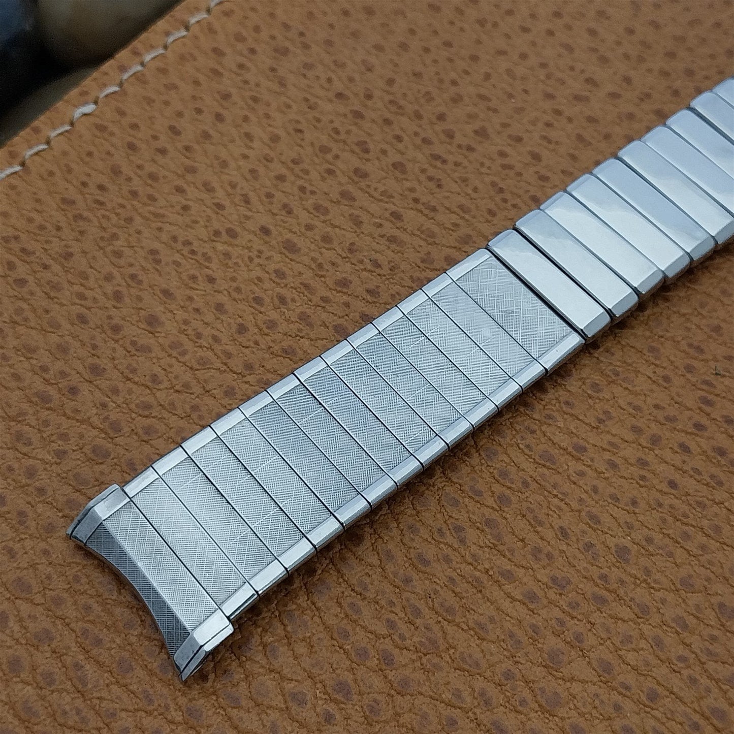 18mm 19mm Stainless Steel nos 1960s Expansion Craftex Vintage Watch Band 17.2mm