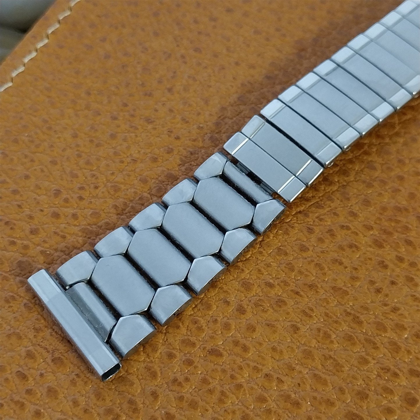 1960s Vintage 19mm 18mm Classic Stainless Steel Stretch Unused Watch Band