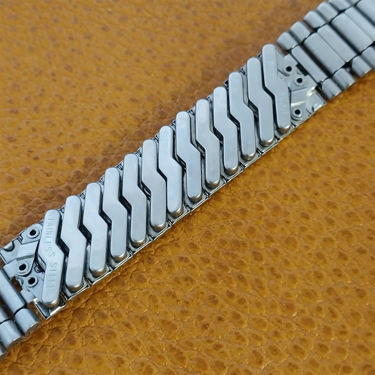 1960s Vintage 19mm 18mm Classic Stainless Steel Stretch Unused Watch Band