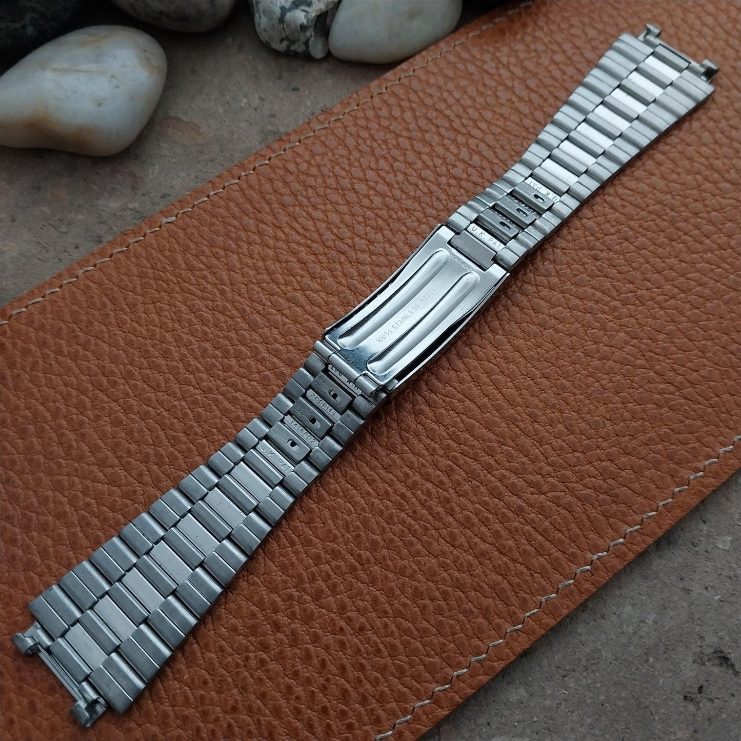 1970s Vintage 19mm Brushed Flared End Stainless Steel Unused Classic Watch Band