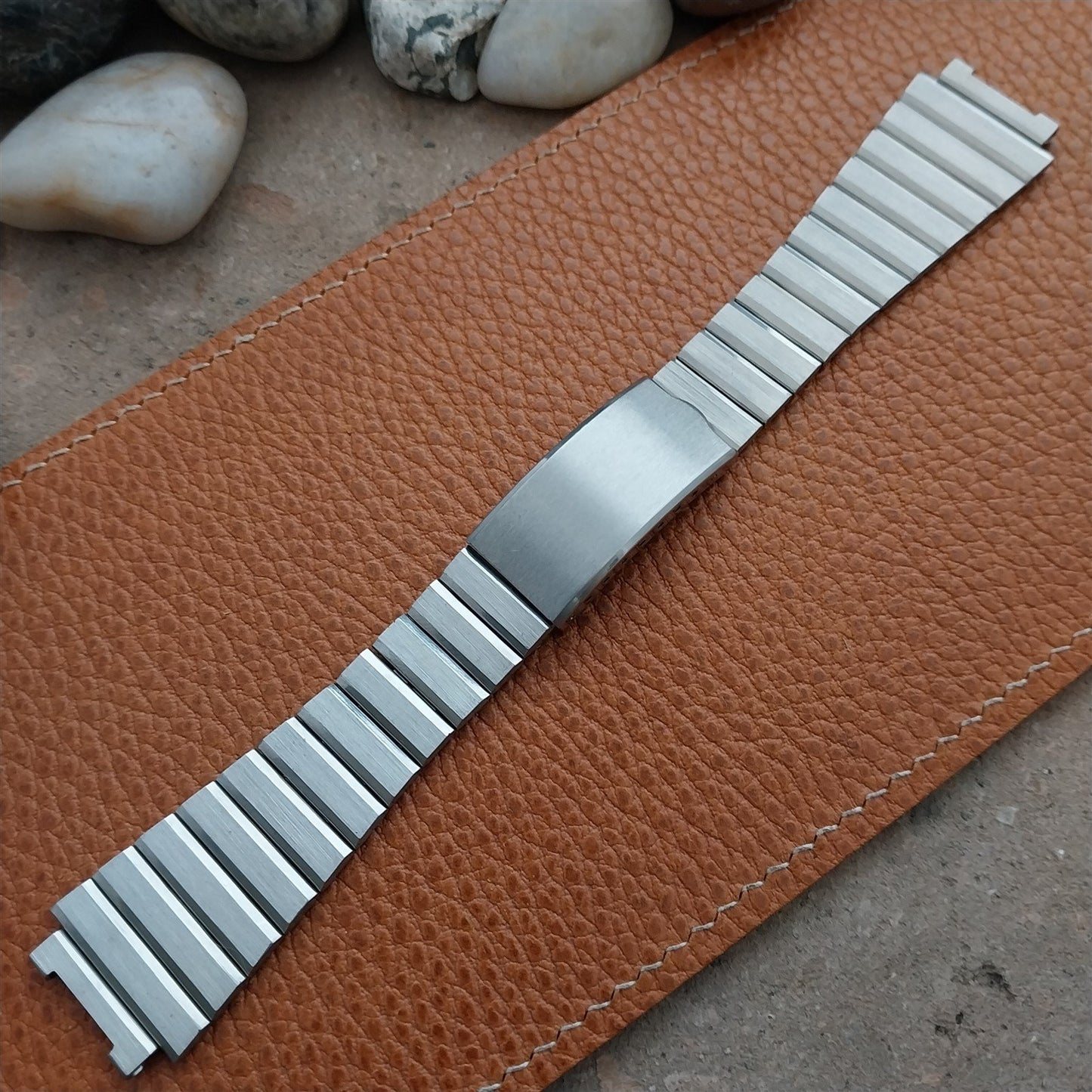 1970s Vintage 19mm Brushed Flared End Stainless Steel Unused Classic Watch Band