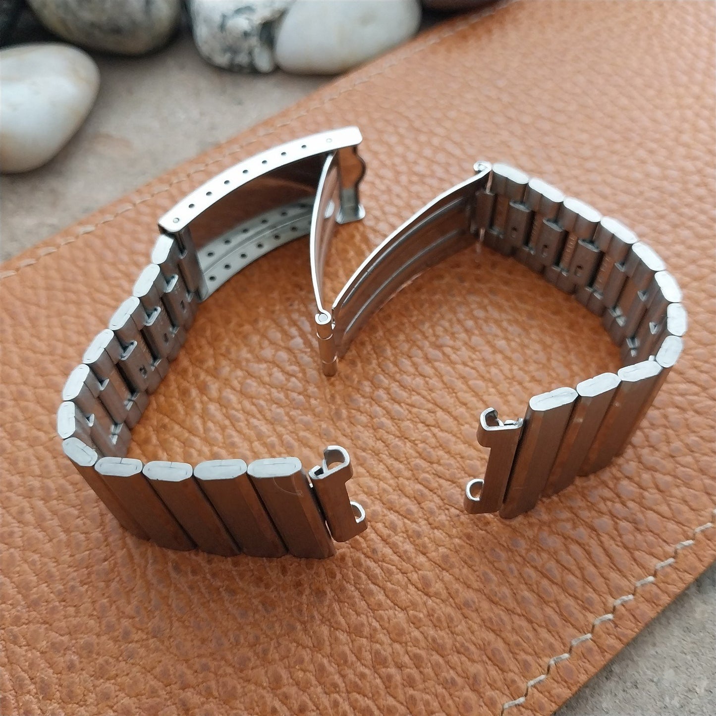 1970s Vintage 19mm Brushed Flared End Stainless Steel Unused Classic Watch Band