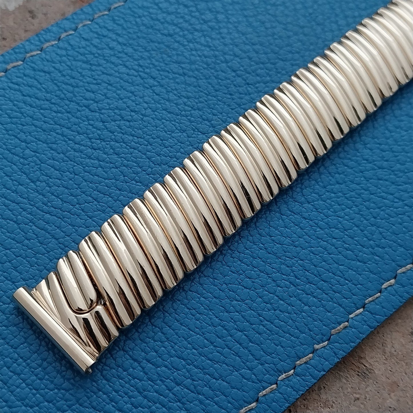 5/8" Classic JB Champion USA 12k Gold-Filled Expansion 1950s Vintage Watch Band