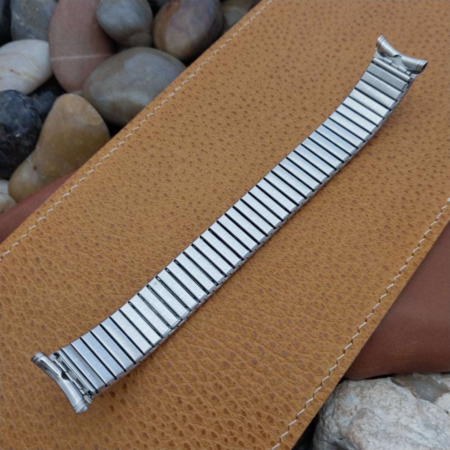 18mm 19mm Stainless Steel Expansion Kreisler USA nos 1960s old-stock Watch Band