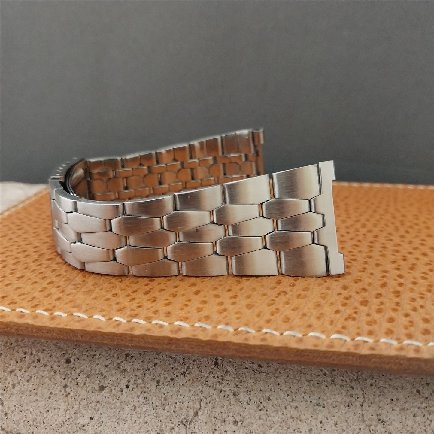 24mm Stainless Steel Coffin Link nos Unused 1970s Vintage Watch Band