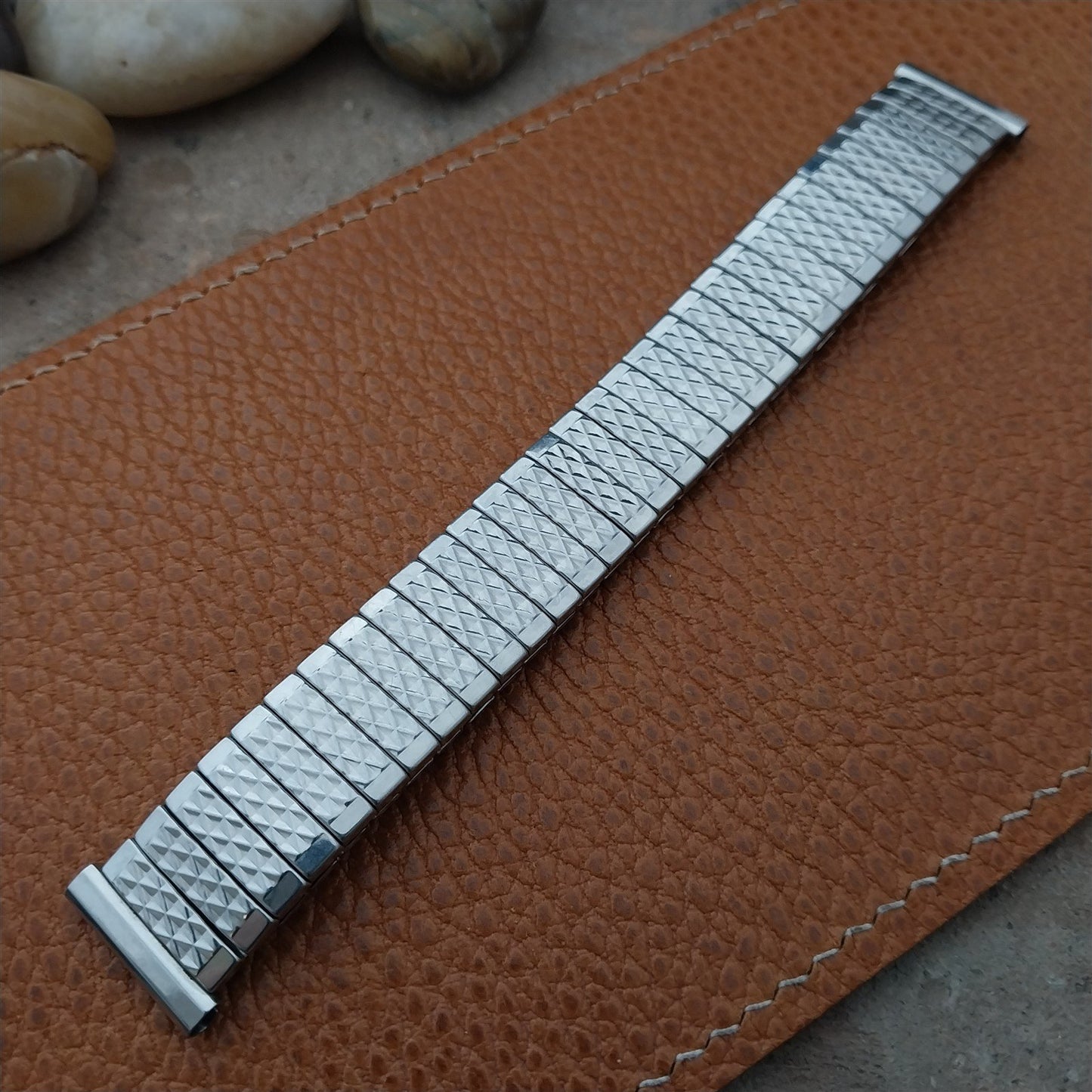 17.2mm Finesse Stainless Steel Classic Stretch Unused 1950s Vintage Watch Band