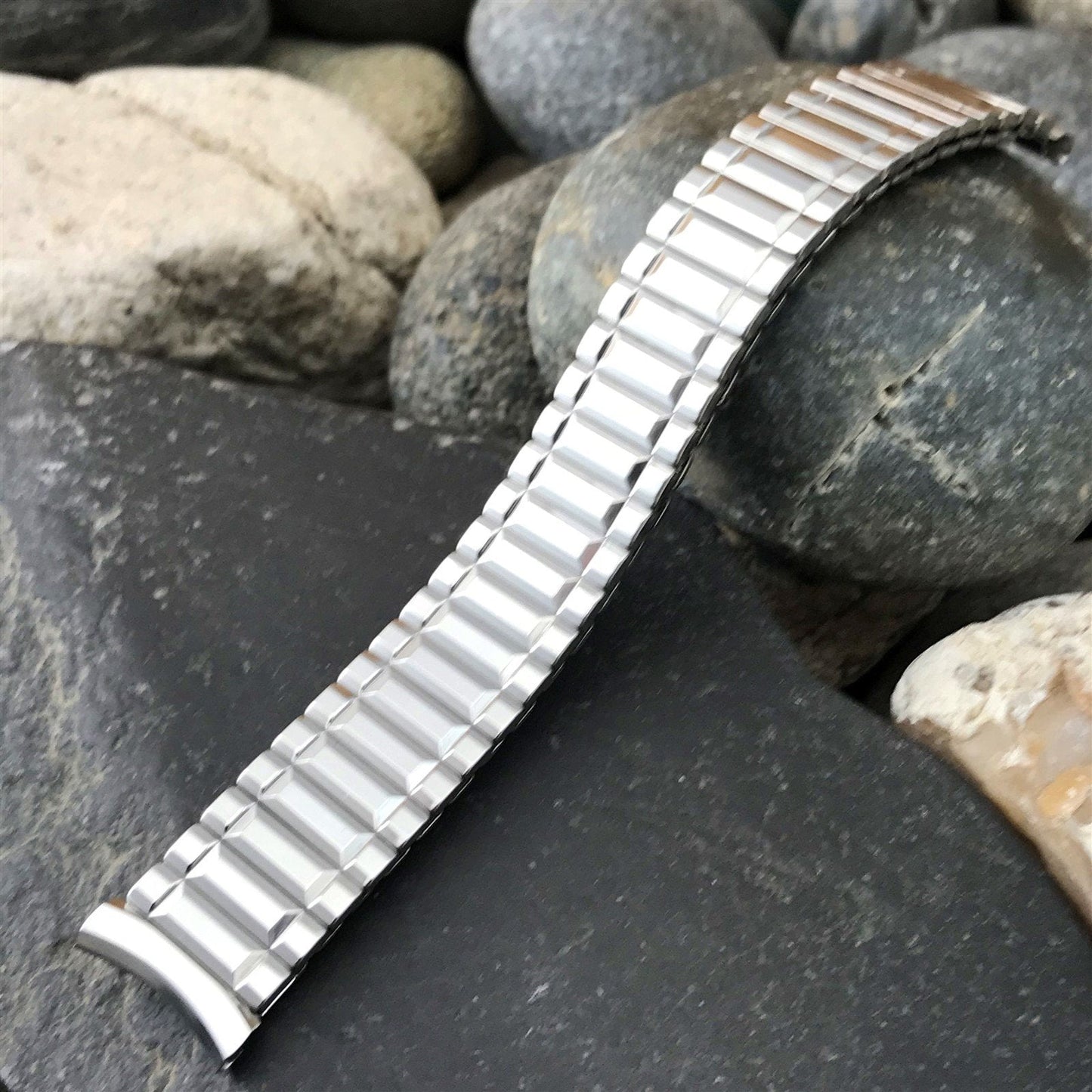 17.2mm Stainless Steel Expansion Admiral USA Unused nos Vintage Watch Band