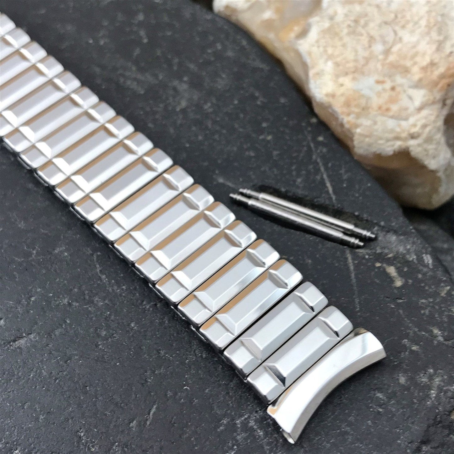 17.2mm Stainless Steel Expansion Admiral USA Unused nos Vintage Watch Band