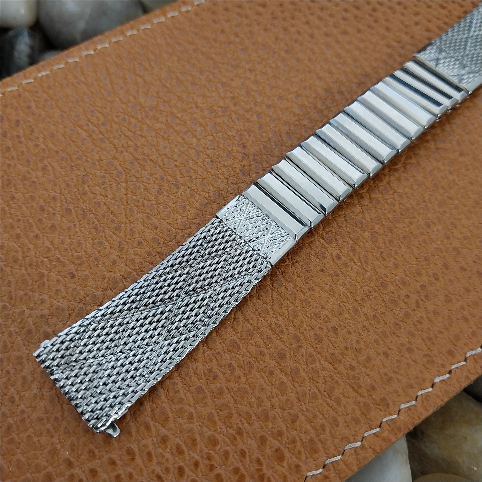 17.2mm 11/16" Kreisler USA Stainless Steel Mesh nos 1960s Vintage Watch Band