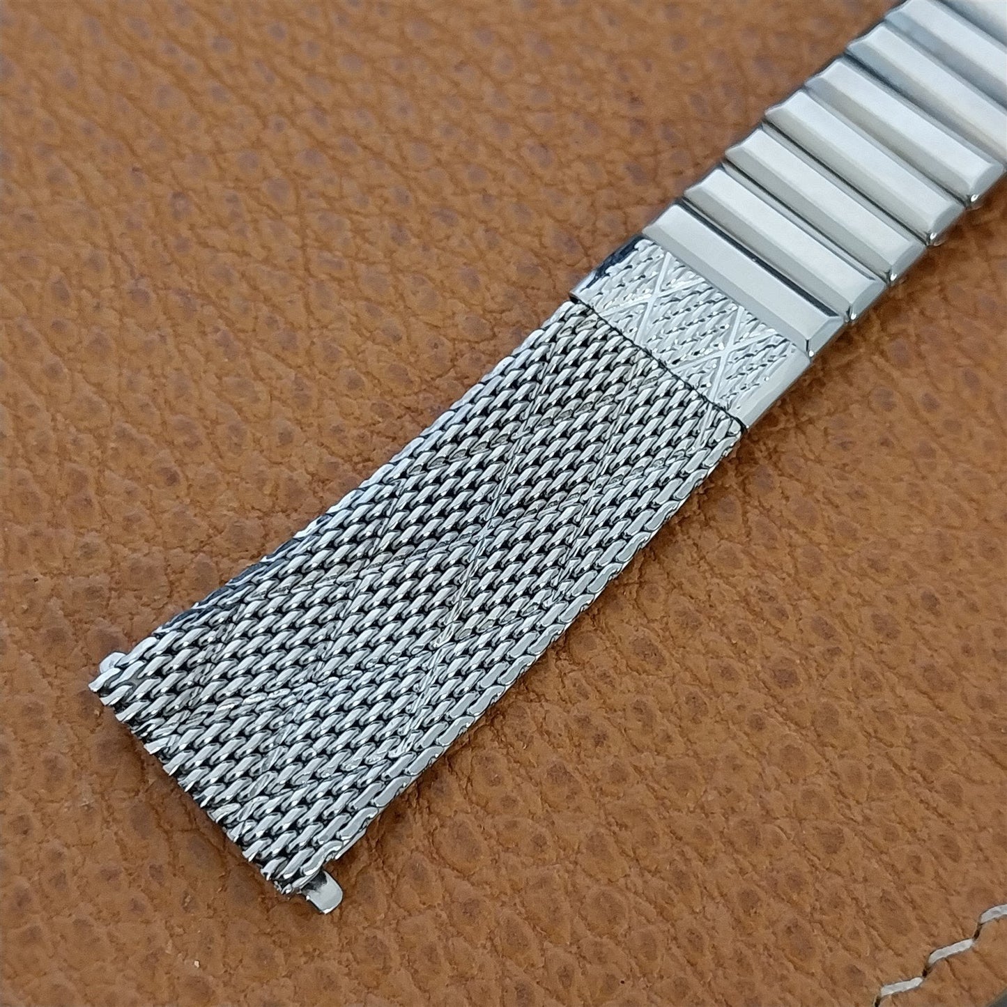 17.2mm 11/16" Kreisler USA Stainless Steel Mesh nos 1960s Vintage Watch Band