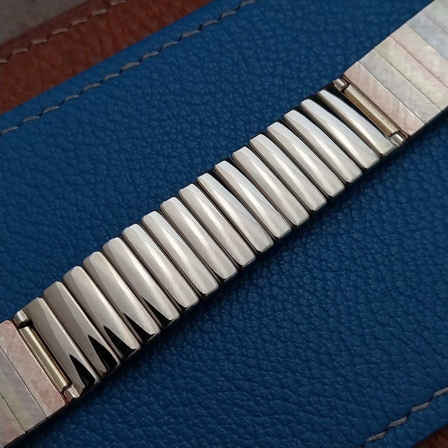 5/8" JB Champion White Rose & Yellow Gold-Filled 1960s Vintage Watch Band