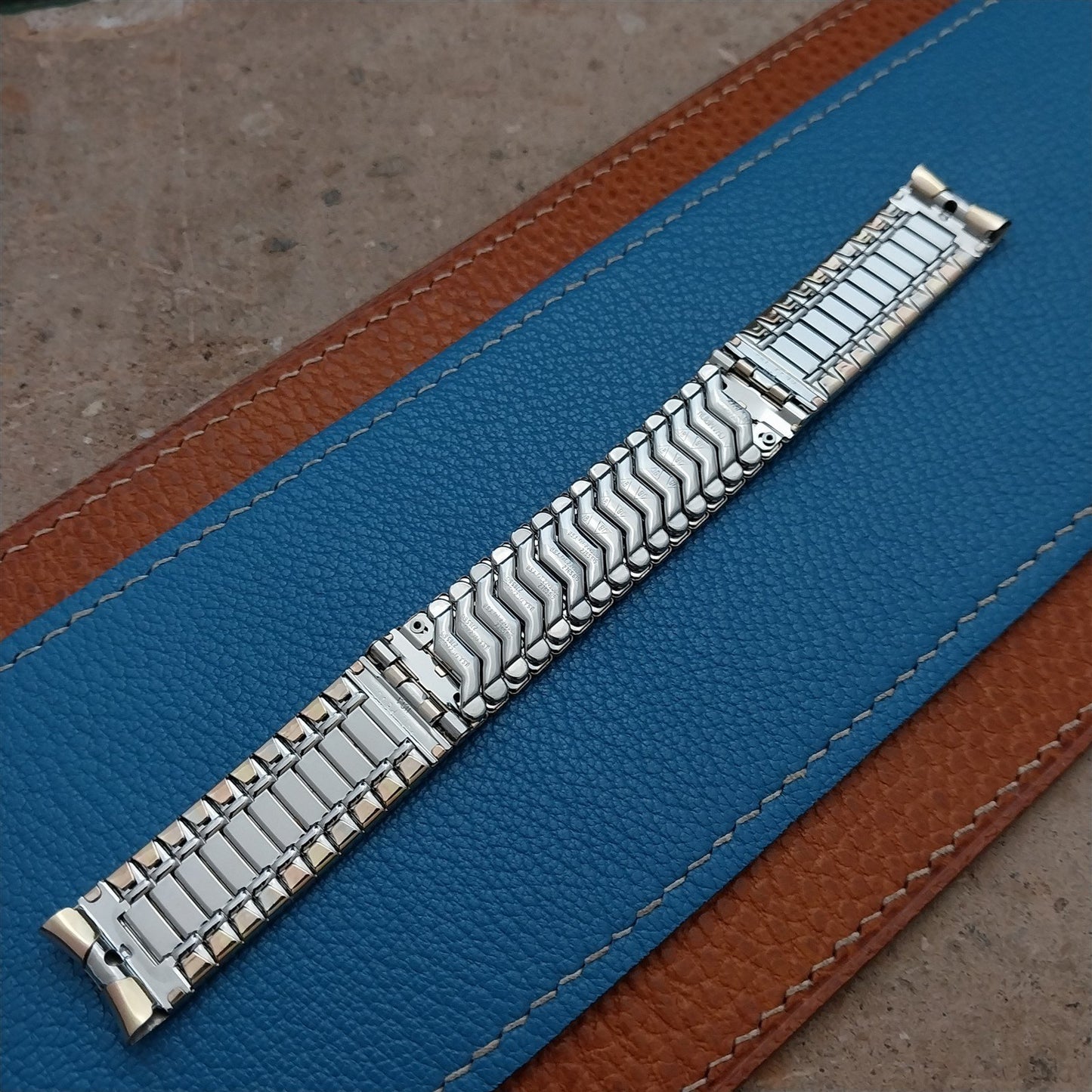 5/8" JB Champion White Rose & Yellow Gold-Filled 1960s Vintage Watch Band