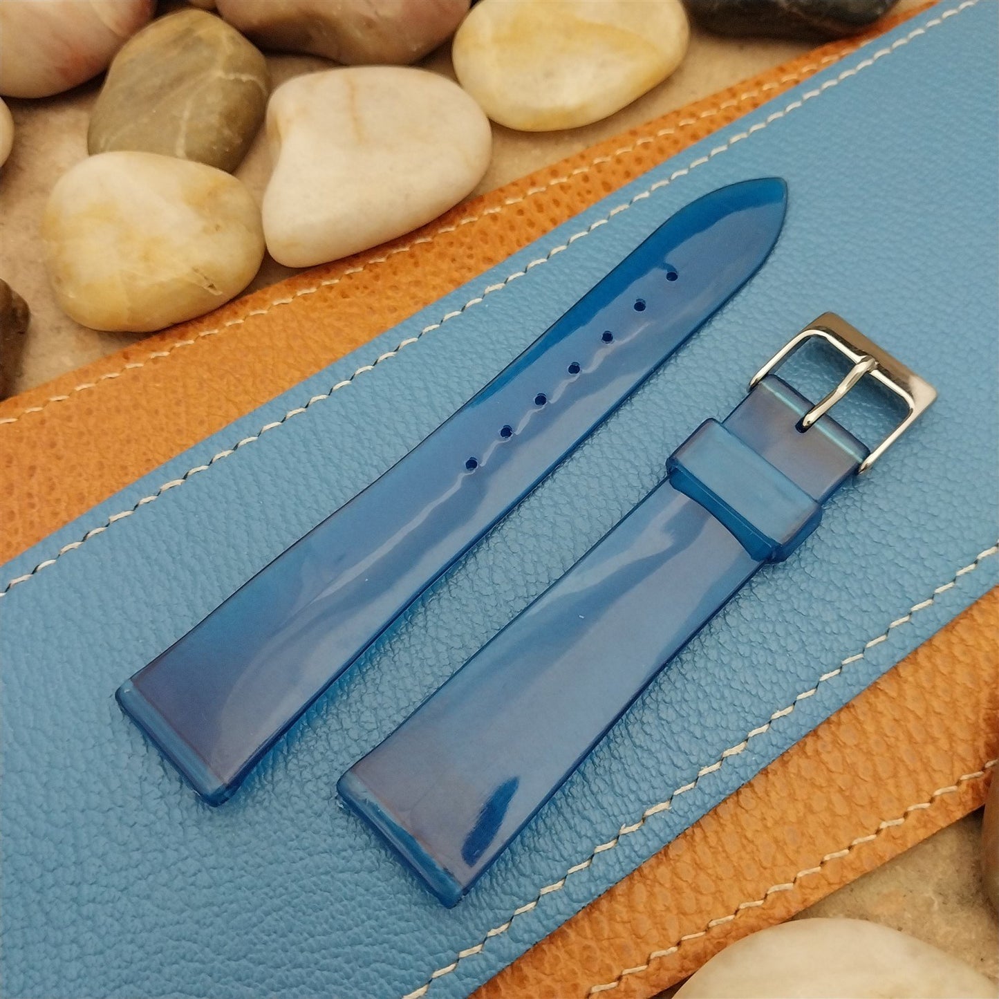 18mm 1960s Vintage SkinDiver See-Thru Blue Classic Tapered nos Unused Watch Band