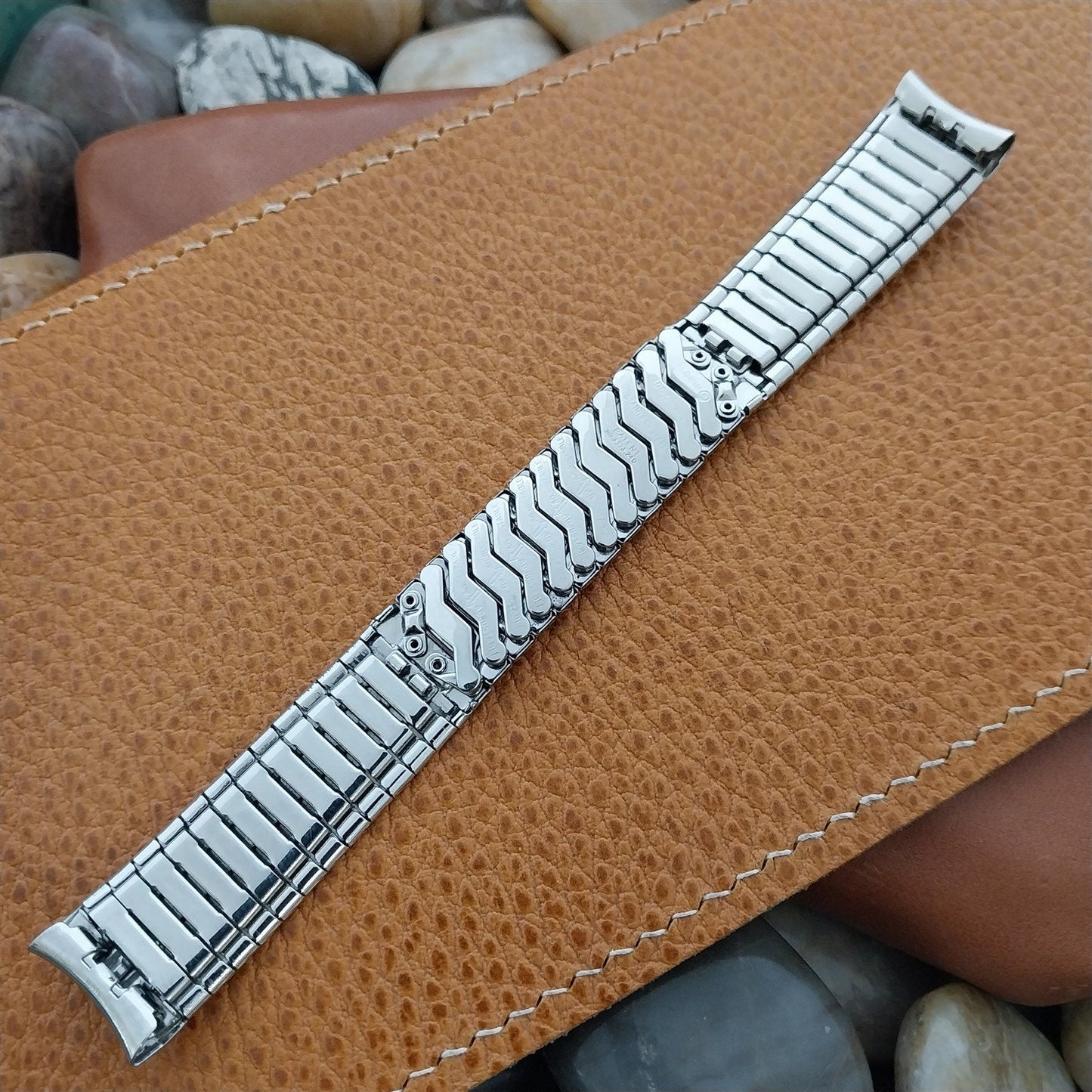 17.2mm 11/16 Baldwin USA Stainless Steel Expansion nos 1960s Vintage Watch Band