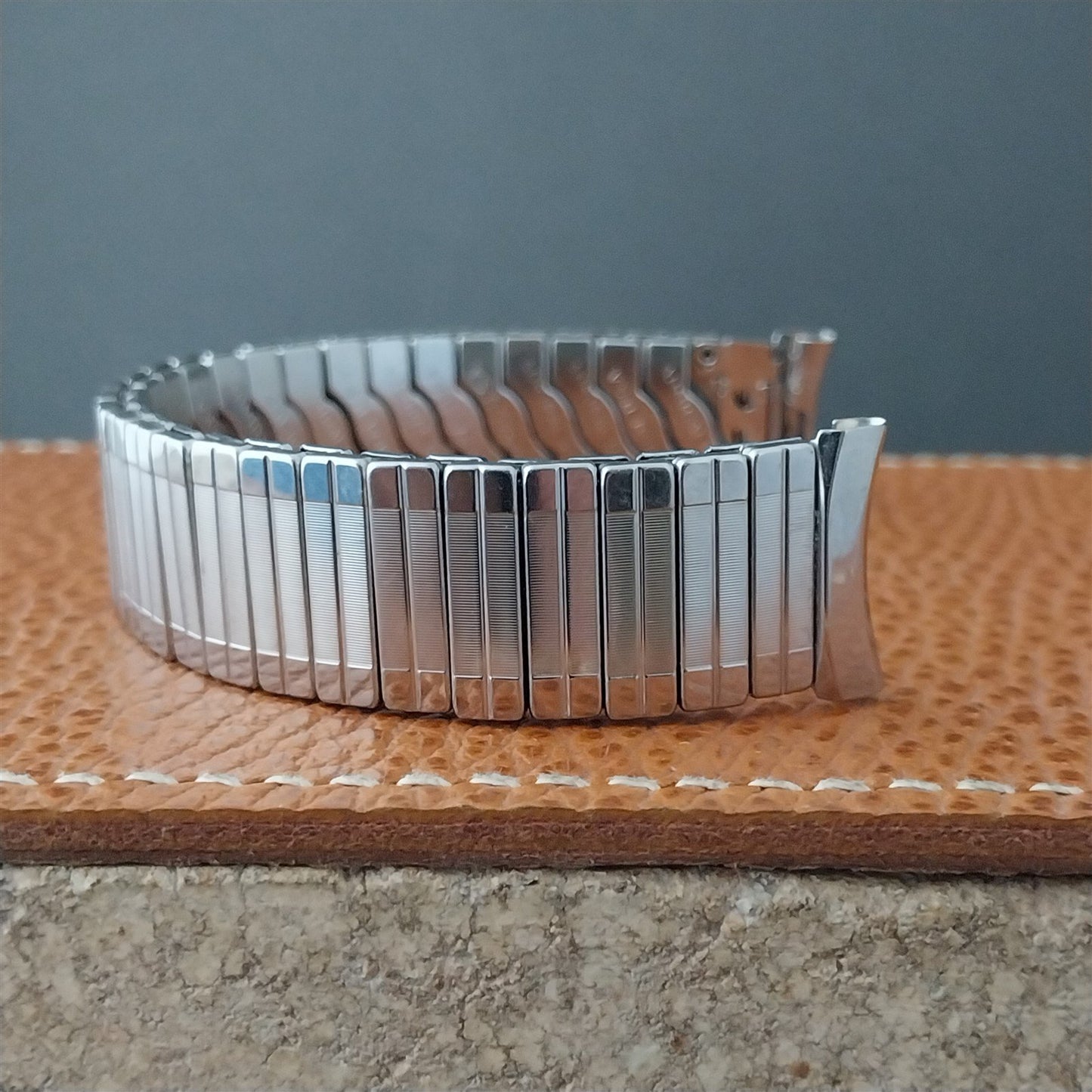 17.2mm Stainless Steel Stretch Expansion Admiral USA Unused Vintage Watch Band